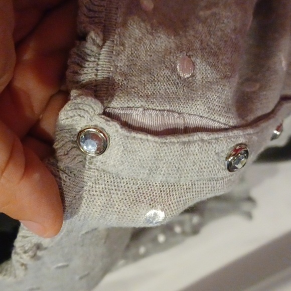 GUESS Mini Cropped Cardigan, gray w/white polka dots, scoop neck - Picture 2 of 7